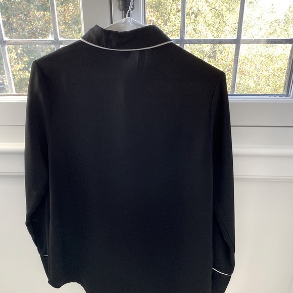 Ecru black button up. Pyjama style. - Picture 4 of 4